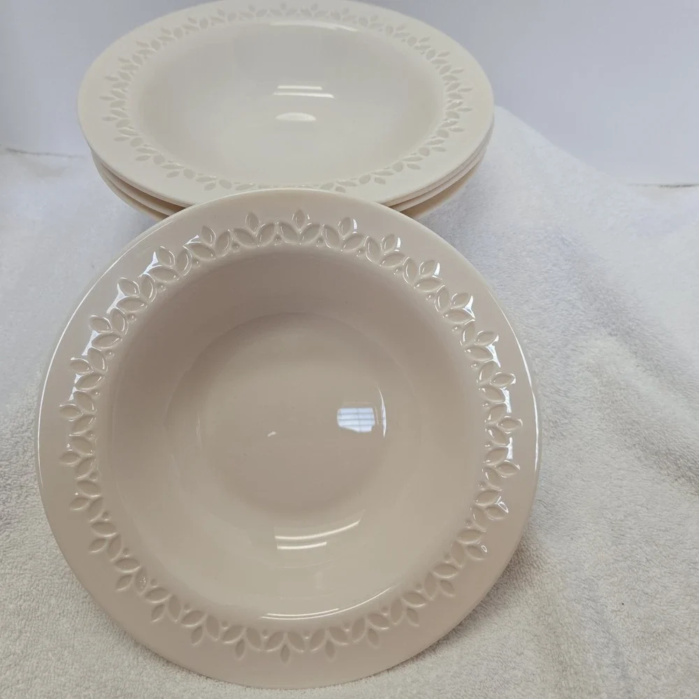Ikea Paradisisk Glass Bowl Set Of 5 Leaf Pattern Edges Soft Pink Coral Wide Edge